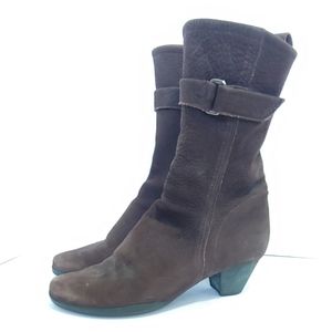 Arche Brown suede mid calf heeled boots